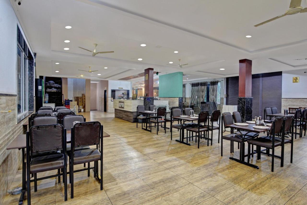 Oyo 48704 Rashi Farms Hotel Hubli Luaran gambar