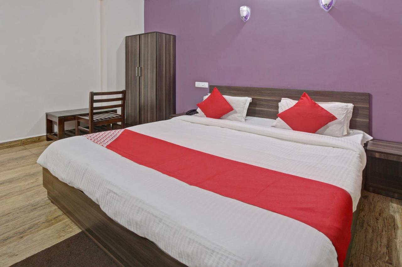 Oyo 48704 Rashi Farms Hotel Hubli Luaran gambar